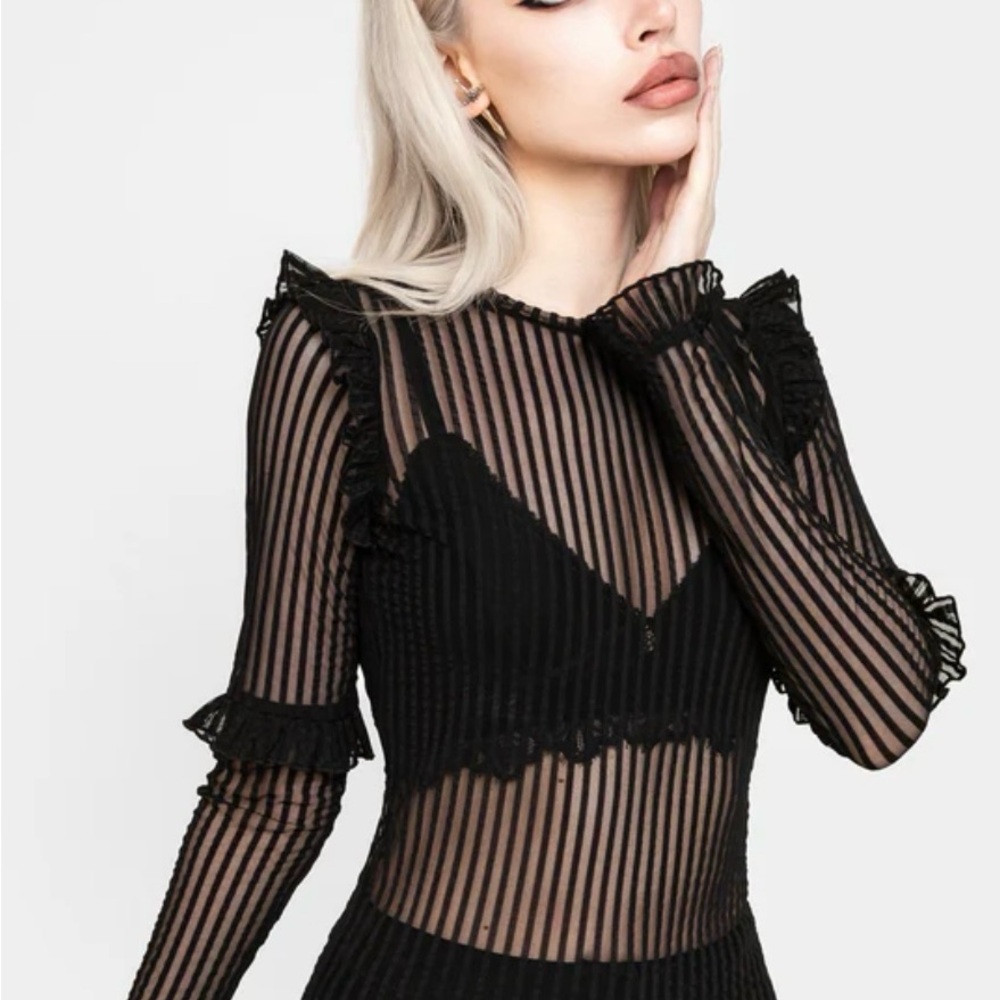 Elegant Black Striped Women's Top